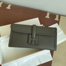 Hermes Clutch Bags